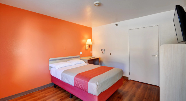 Двухместный номер Standard Motel 6-Windsor Locks, CT - Hartford