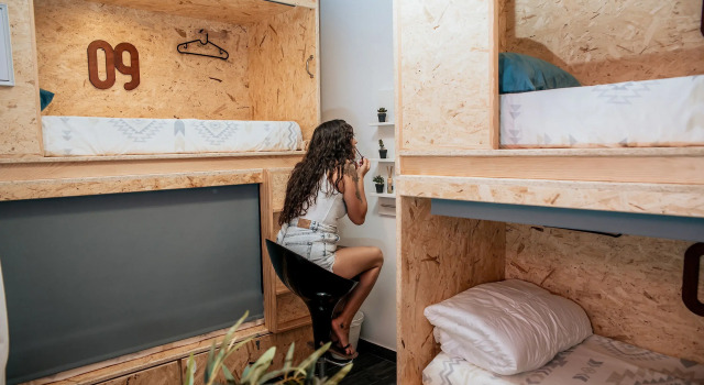Postel ve společném pokoji pro ženy Deck Lodge - Hostel