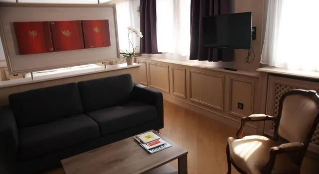 Люкс Luxury Cottage Logis Hôtel - Restaurant
