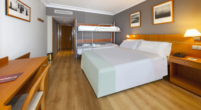 Номер Family INNSiDE by Meliá San Sebastián Orly