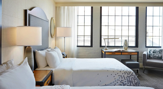 Номер Standard Renaissance New Orleans Arts Warehouse District Hotel