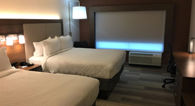 Четырёхместный номер Standard Holiday Inn Express & Suites Danville by IHG