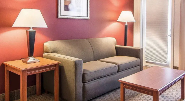 Люкс Comfort Suites Redmond Airport