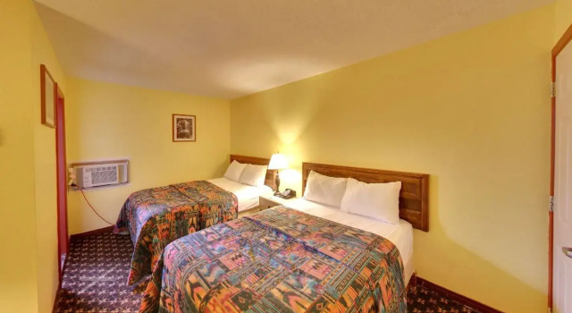 Четырёхместный номер Standard Imperial Inn Thousand Islands