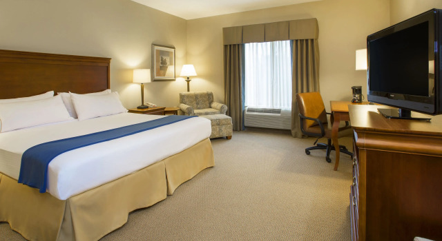 Двухместный номер Standard Holiday Inn Express & Suites Culpeper by IHG