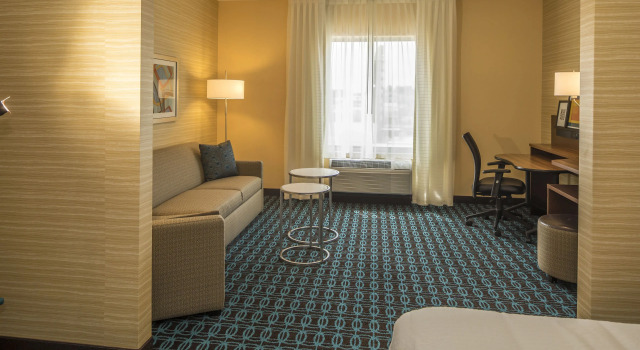 Люкс Fairfield Inn & Suites by Marriott Pittsburgh North/McCandless Crossing