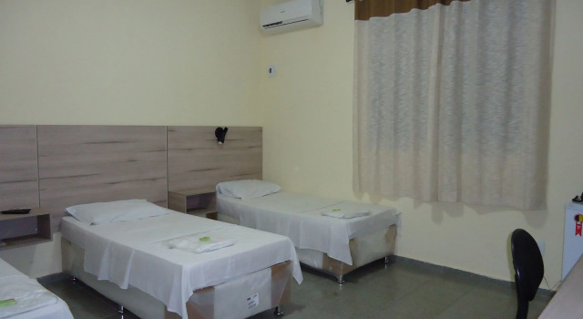 Трёхместный номер Standard Hotel Central Gold-Econômico
