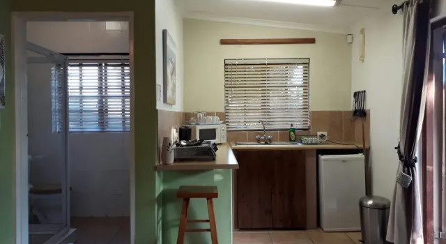 Двухместный номер Standard c 1 комнатой Tourist Lodge Gansbaai
