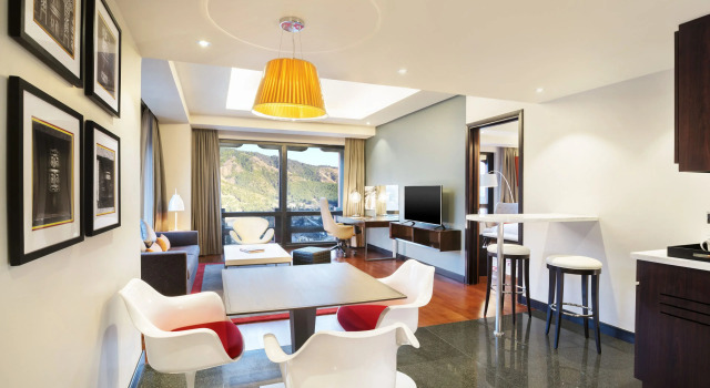 1 soveværelse i juniorsuite Le Meridien Thimphu