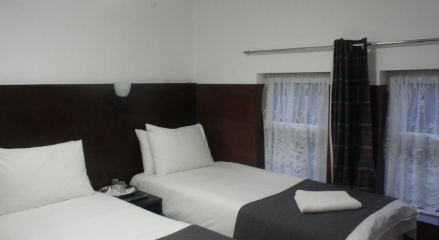 Трёхместный номер Standard Plaza London Hotel