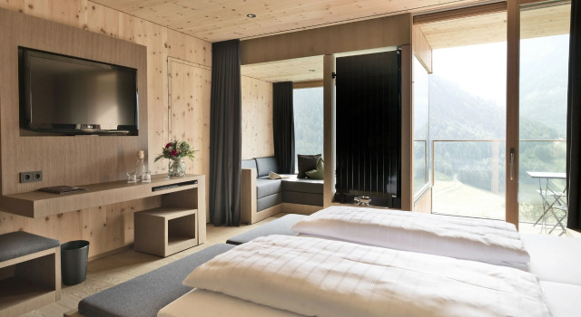Номер Classic Gradonna Mountain Resort Chalets & Hotel
