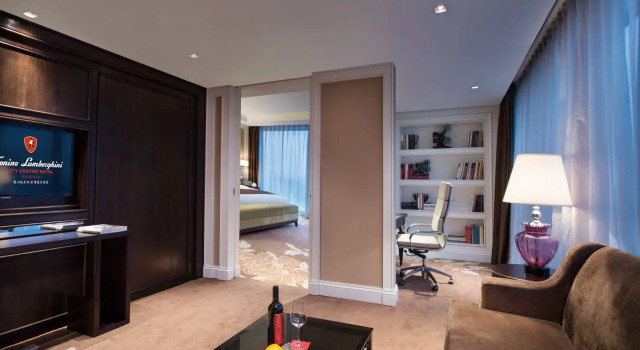 Люкс Tonino Lamborghini Hotel Kunshan City Center