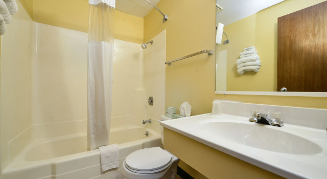 Номер Standard Super 8 by Wyndham Minot Airport