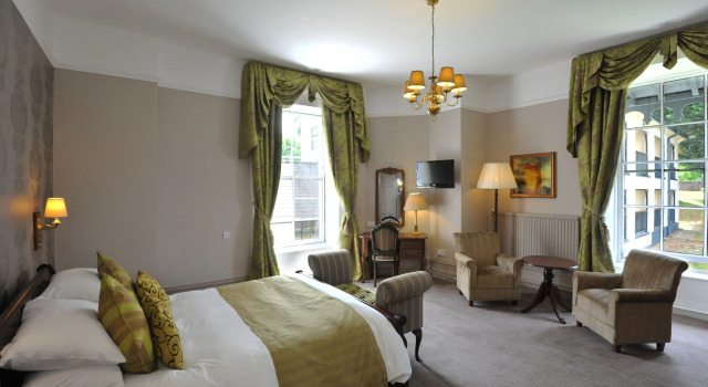 Двухместный номер Standard Royal Hotel by Greene King Inns