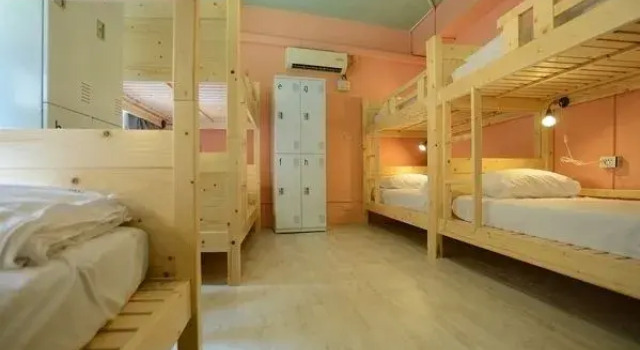 Seng i sovesal (sovesal til kvinder) Kali Inn Hostel