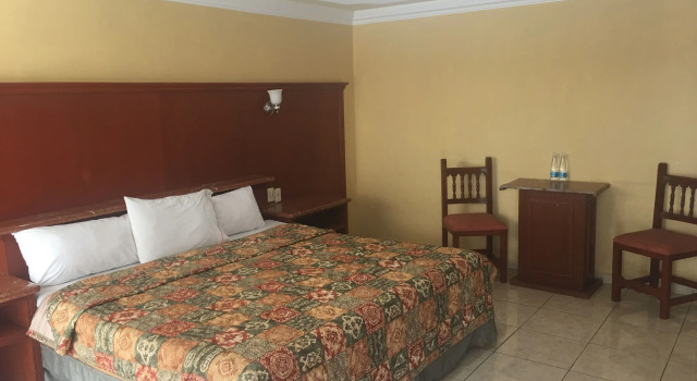 Camera Economy Hotel Vao