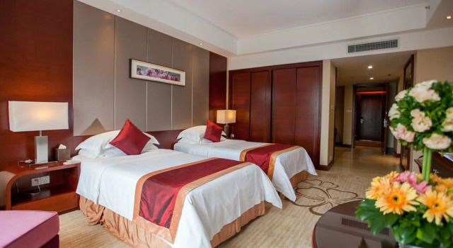 Двухместный номер Standard с видом на город Ramada Plaza Shaoguan City Centre