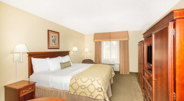 Двухместный номер Standard Spark by Hilton Rock Springs