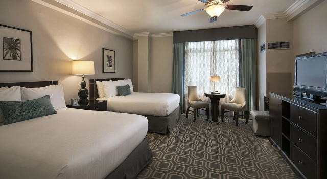 Четырёхместный номер Standard The Georgian, in The Unbound Collection by Hyatt