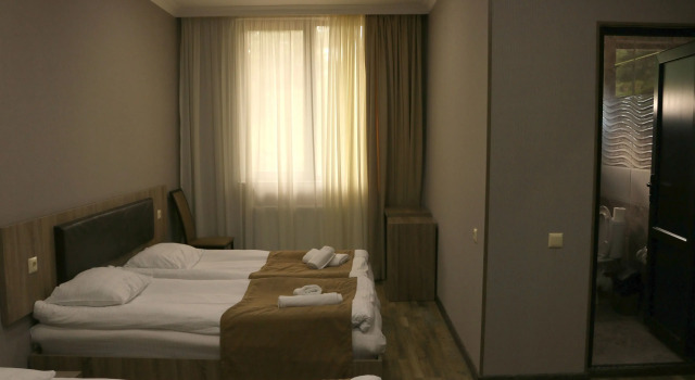 Четырёхместный номер Standard Suntower Hotel