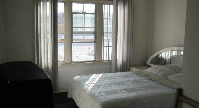 Трёхместный номер Standard Wilshire Orange Hotel