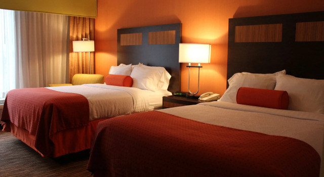 Четырёхместный номер Standard Comfort Inn & Suites Danbury-Bethel