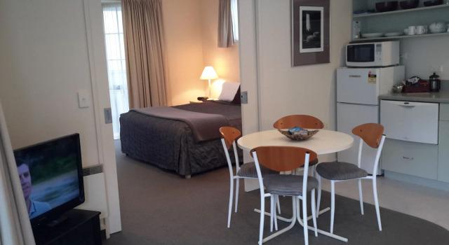 Апартаменты Superior Jasmine Court Motel