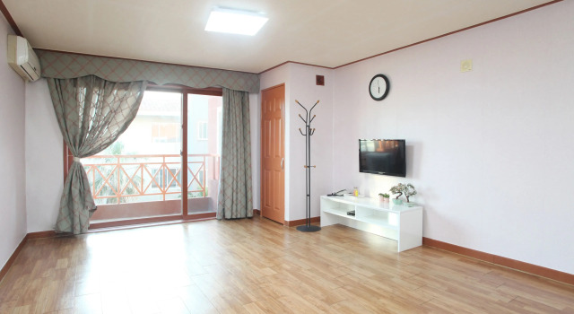 Номер Standard Jeju Tovice Condo New Building