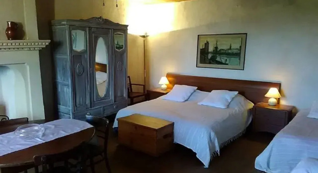 Люкс Comfort Manoir Le Cristal , Piscine et chambres tempérées
