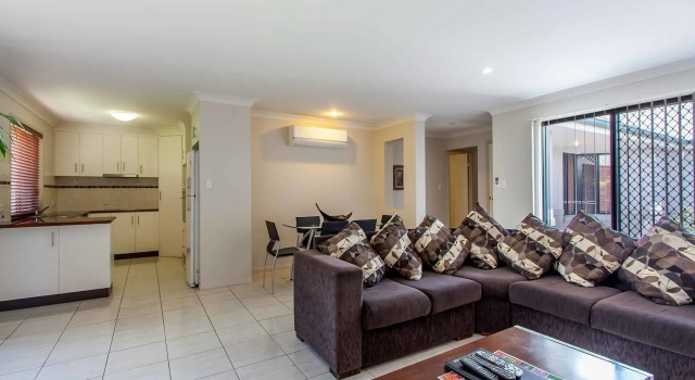 Апартаменты Standard Annand Mews Serviced Apartments