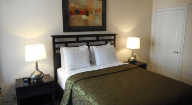 Апартаменты Premier Weichert Suites at 2400 M Street