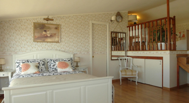 Люкс The White Villa