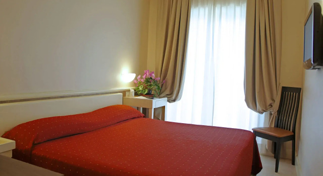 Одноместный номер Comfort с балконом Отель Mirasole International