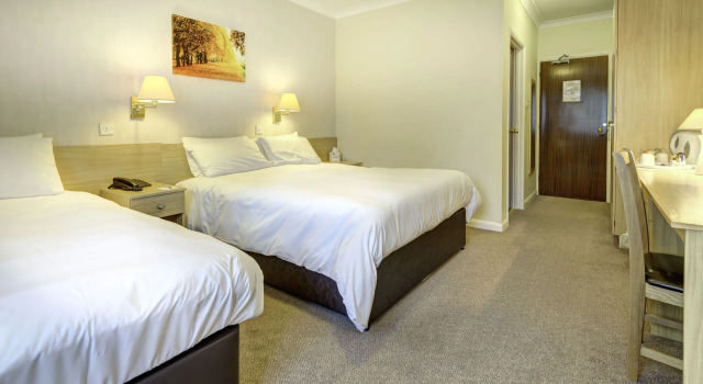Семейный номер Standard Best Western The Royal Chase Hotel
