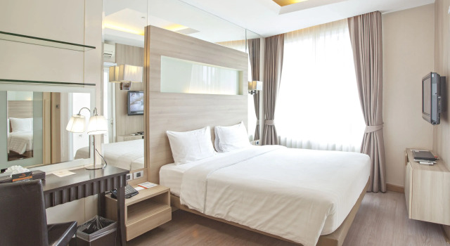 Люкс Deluxe V Residence Serviced Apartment