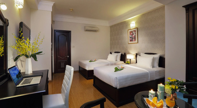 Двухместный номер Premier Sunrise Central Hotel