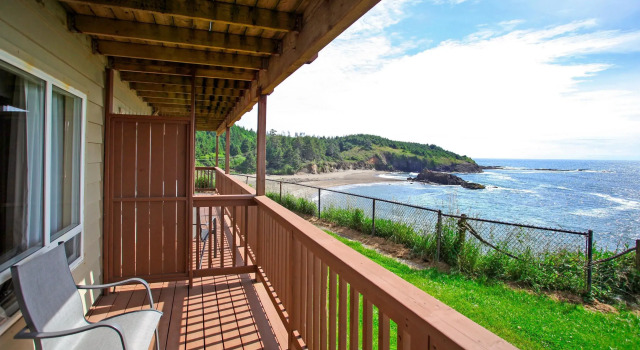 Двухместный номер Standard Clarion Inn Surfrider Resort
