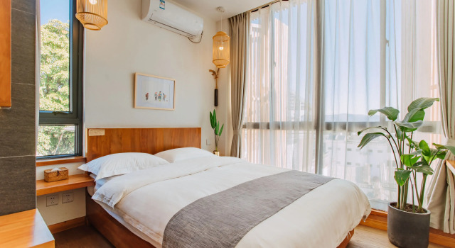 Номер Comfort Floral Holiday Guesthouse