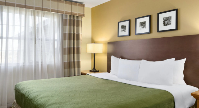 Двухместный номер Standard Country Inn & Suites Rochester South