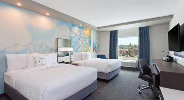 Четырёхместный номер Standard Courtyard by Marriott San Diego El Cajon