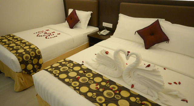 Люкс Sunrise Hotel