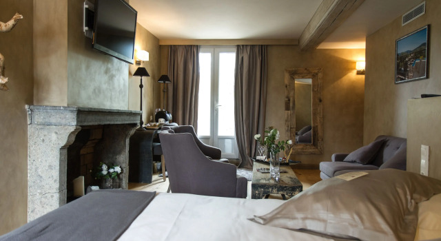 Люкс Luxury Charme & Business Hôtel Lyon