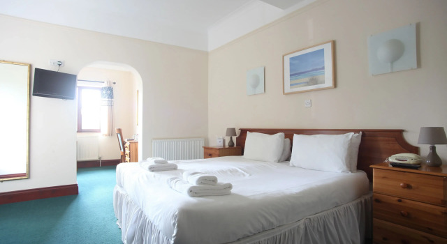 Номер Superior Bowood Park Hotel