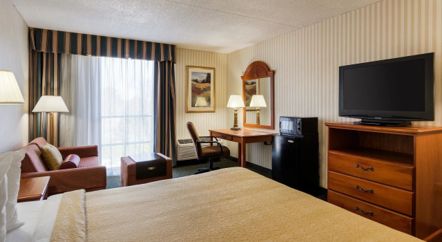 Двухместный номер Standard Quality Inn Near Joint Base Andrews-Washington Area