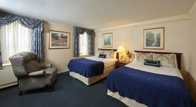 Четырёхместный номер Standard Nittany Lion Inn