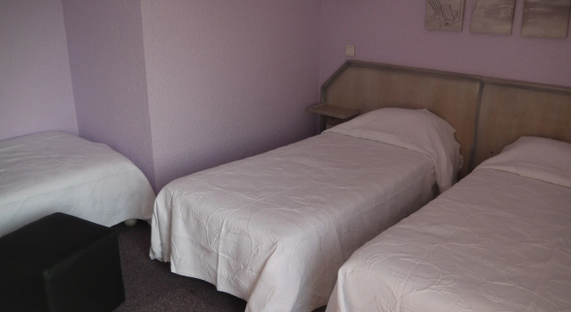 Четырёхместный номер Standard Logis Hotel Noemys Brive - Restaurant Le Teinchurier