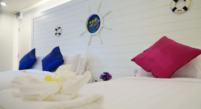 Трёхместный номер Standard Bed By Cruise Hotel At Samakkhi-Tivanont