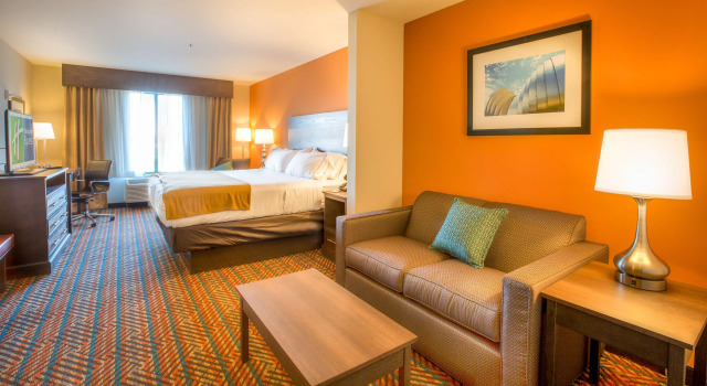 Люкс Holiday Inn Express Wichita South by IHG