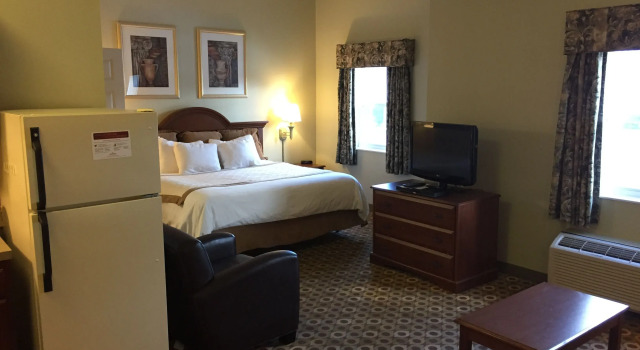 Двухместный люкс Hawthorn Suites by Wyndham Franklin