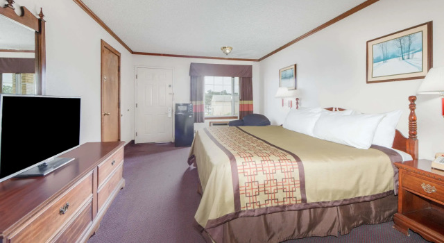 Номер Business Days Inn by Wyndham Monett